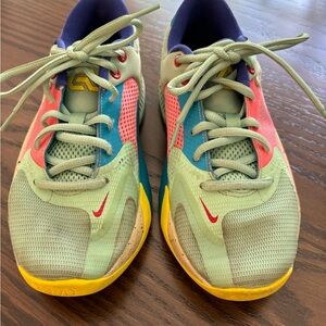 Boys Nike Zoom Freak size 4.5